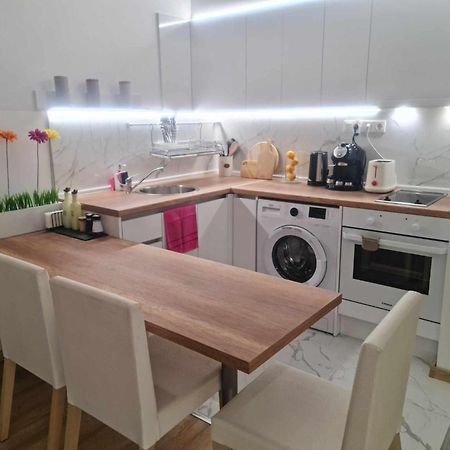 Aglaya 2 - Pomorie Bay Apartman Kültér fotó